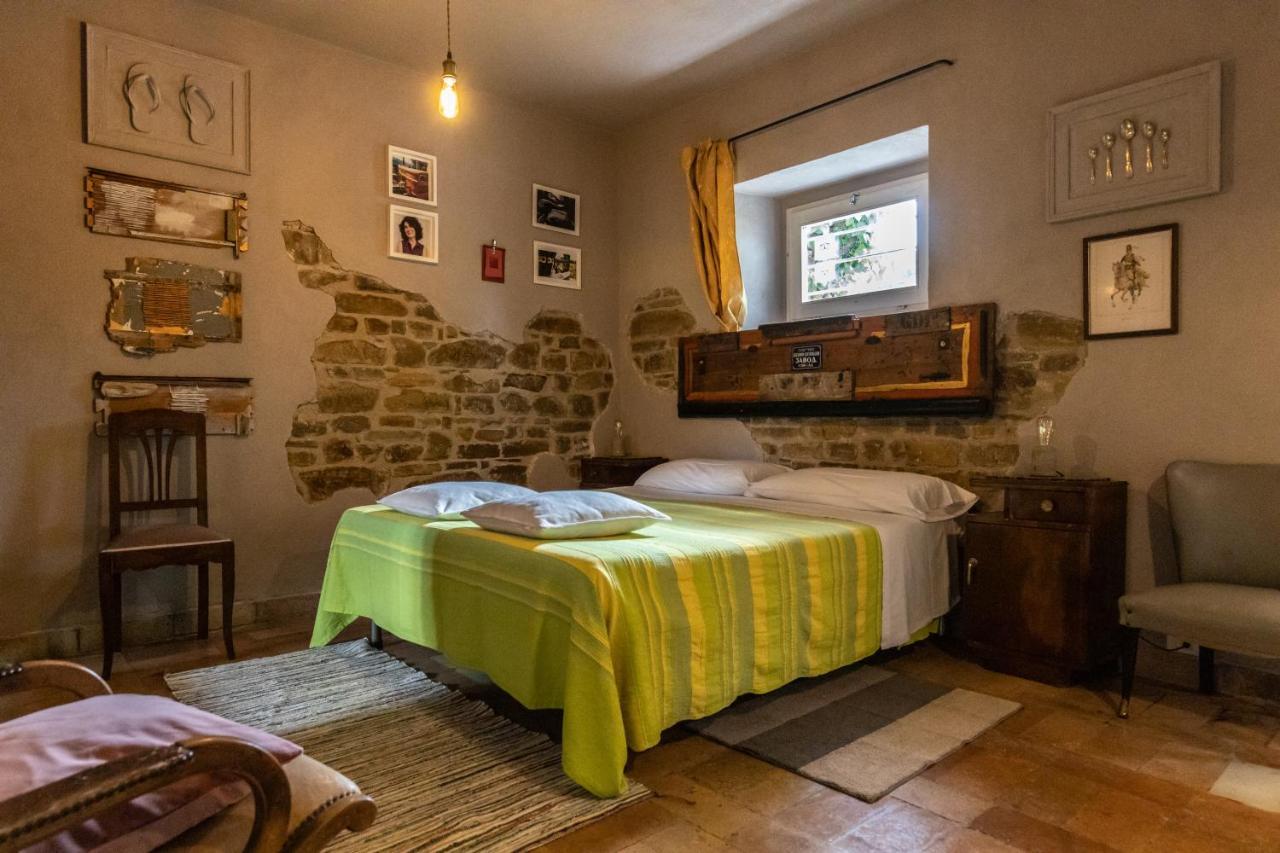 Гостевой дом Tuttaterra Serra San Quirico Экстерьер фото