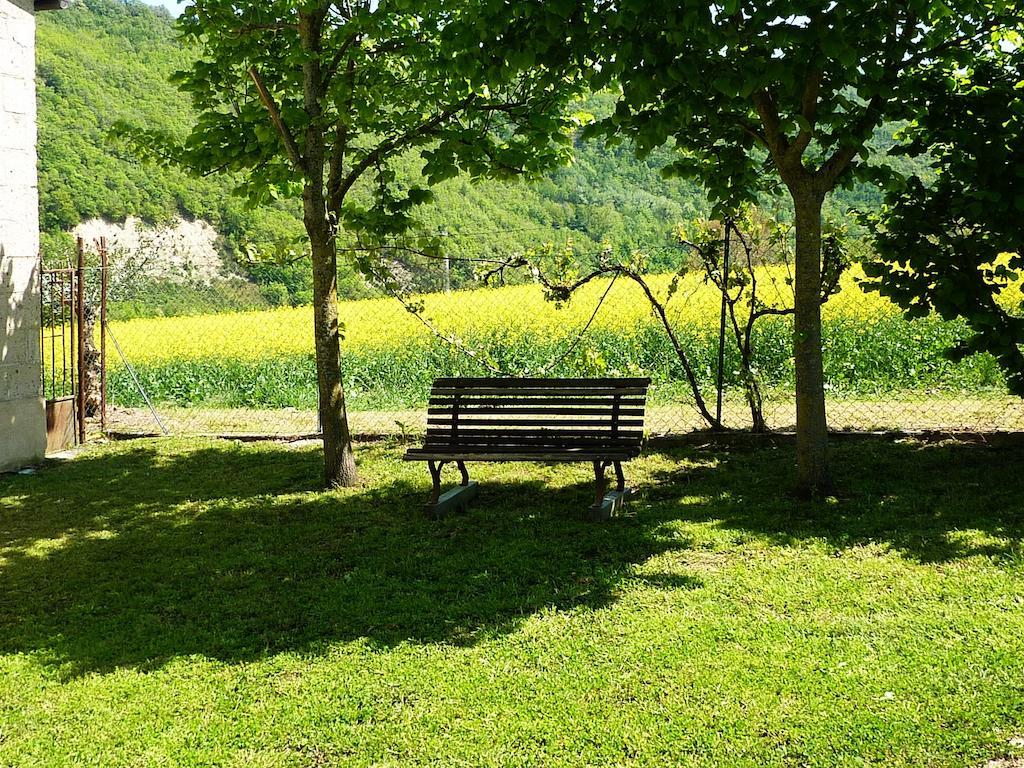 Гостевой дом Tuttaterra Serra San Quirico Экстерьер фото
